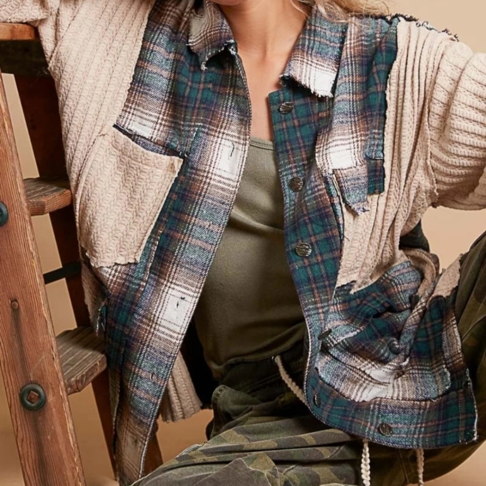 POL Mixed Waffel Knit Plaid Distressed Contrast Shacket Sz M